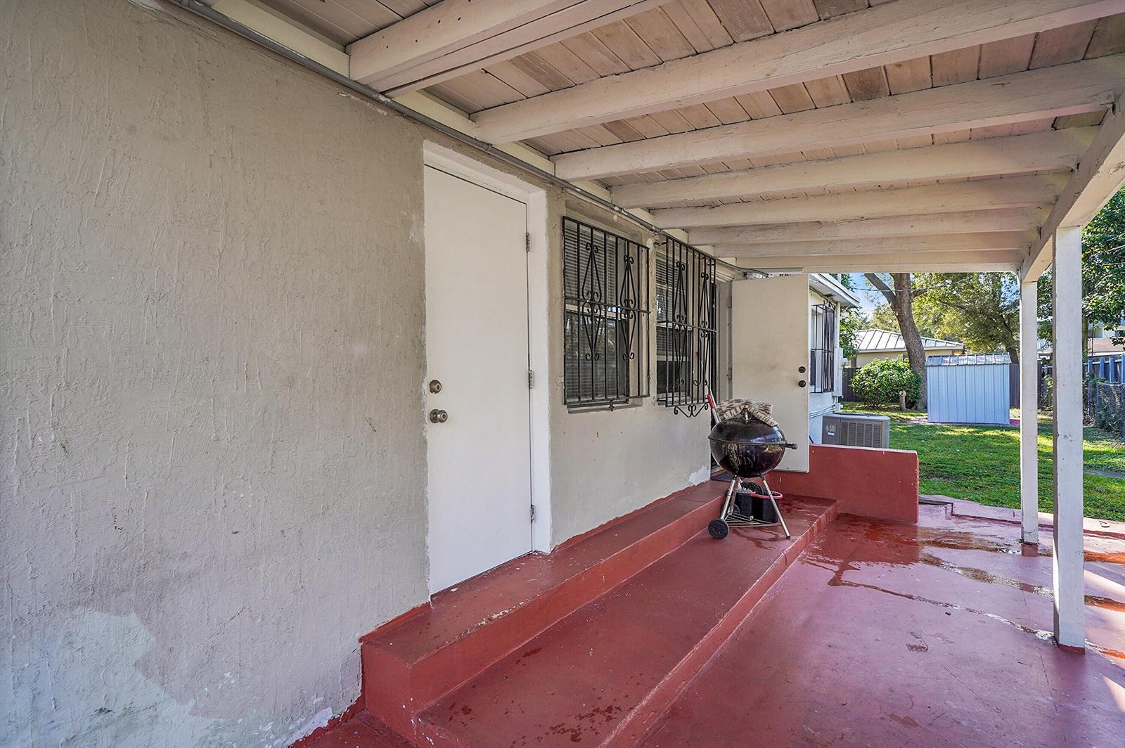1646 NE 150th Street # 1, Miami FL 33181 photo 5