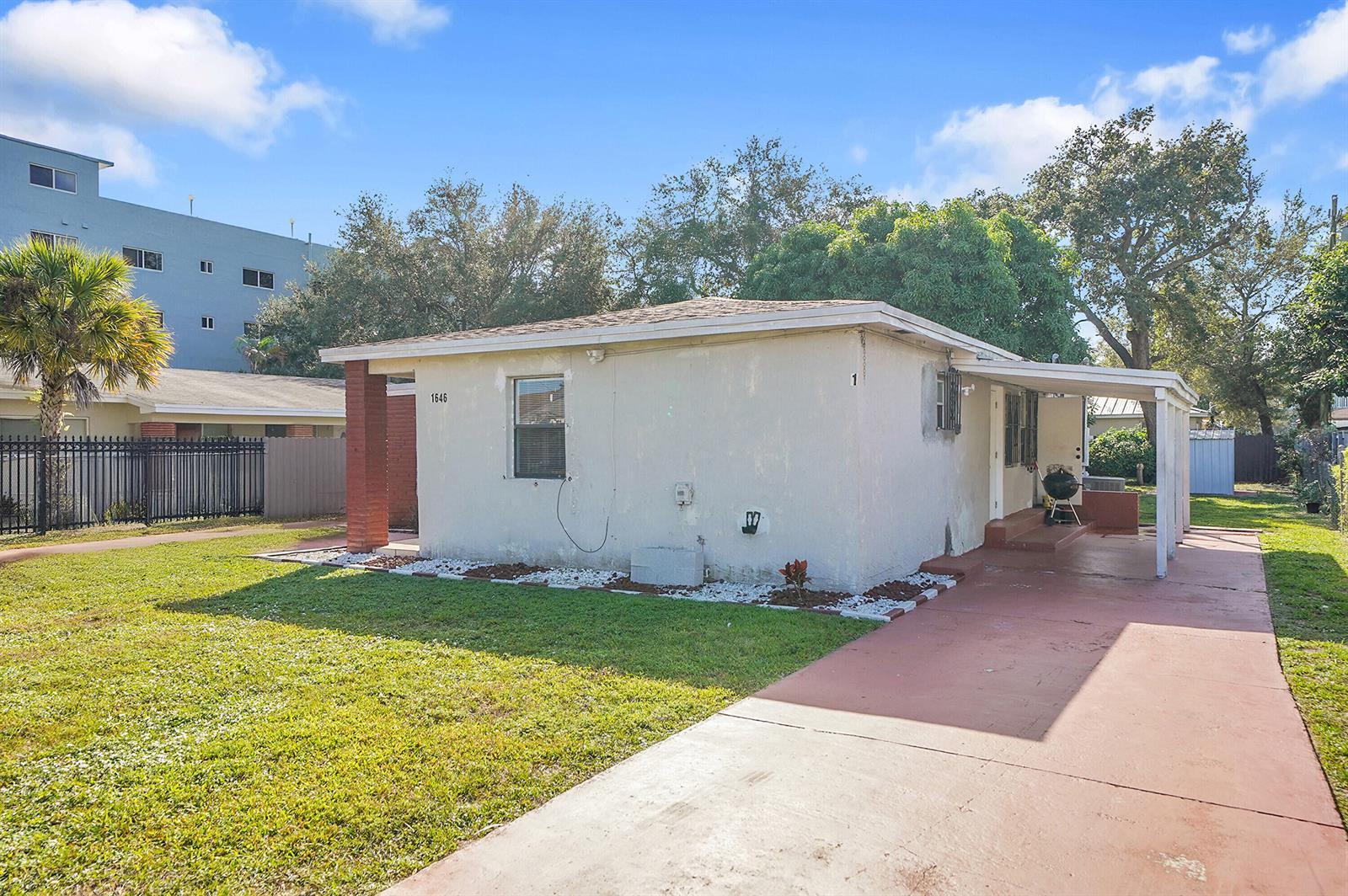 1646 NE 150th Street # 1, Miami FL 33181 photo 4