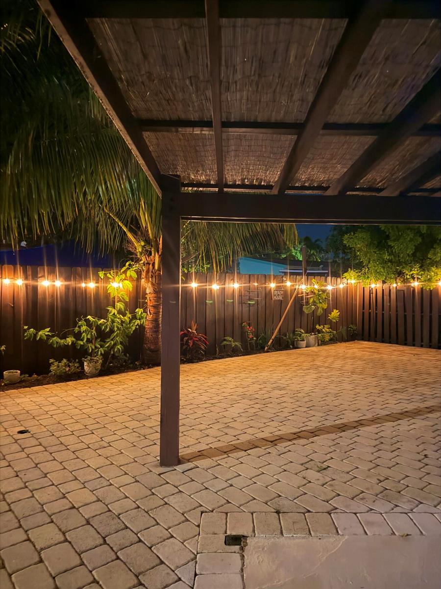 2480 NE 13th Terrace, Pompano Beach FL 33064 photo 2