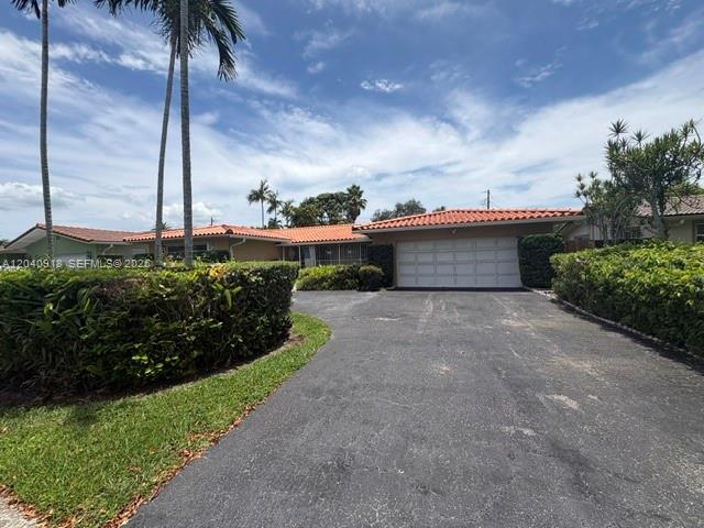 1180 Starling Ave, Miami Springs FL 33166 photo 2