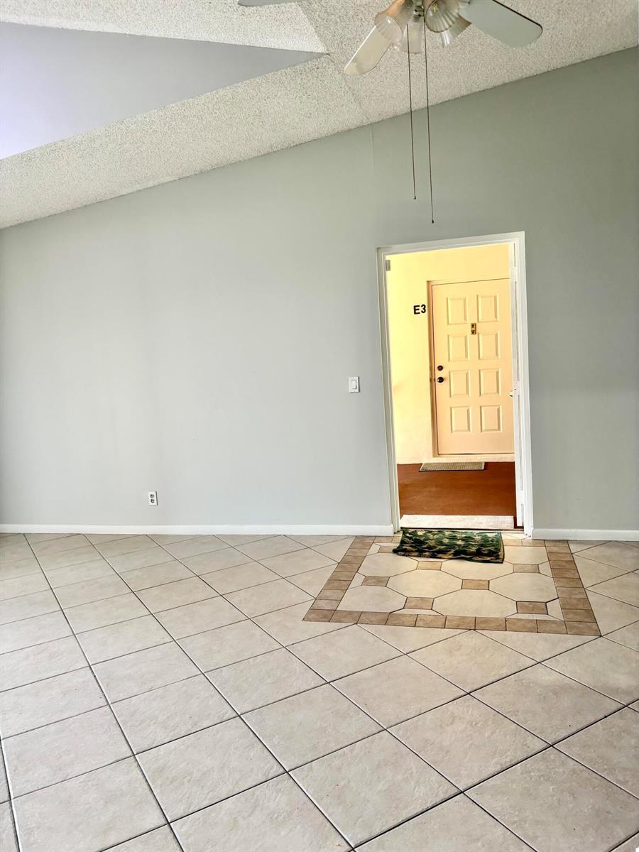 201 Foxtail Drive # H3, FL 33415 photo 4