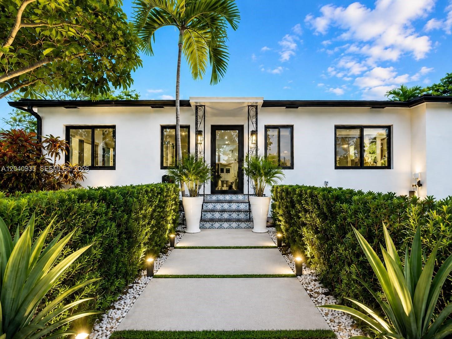 375 SW 32nd Rd, Miami FL 33129 photo 2