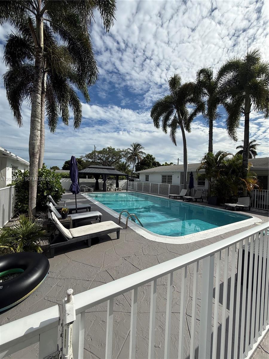 500 SW 7th St # 510, Hallandale Beach FL 33009