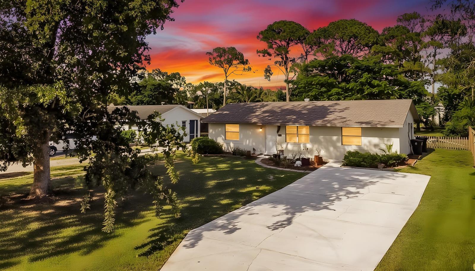 5298 2nd Road, Lake Worth FL 33467