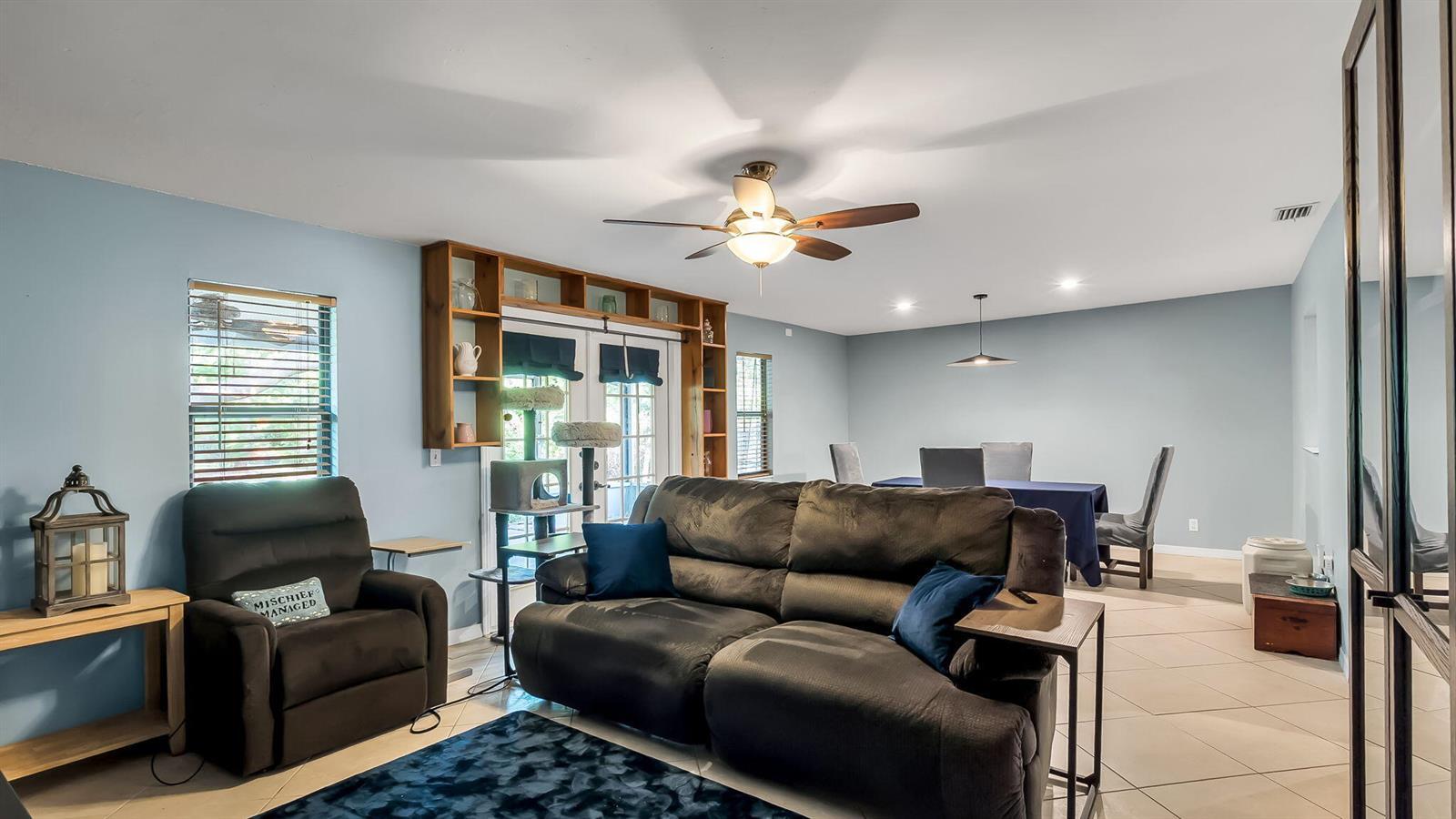 5298 2nd Road, Lake Worth FL 33467 photo 4