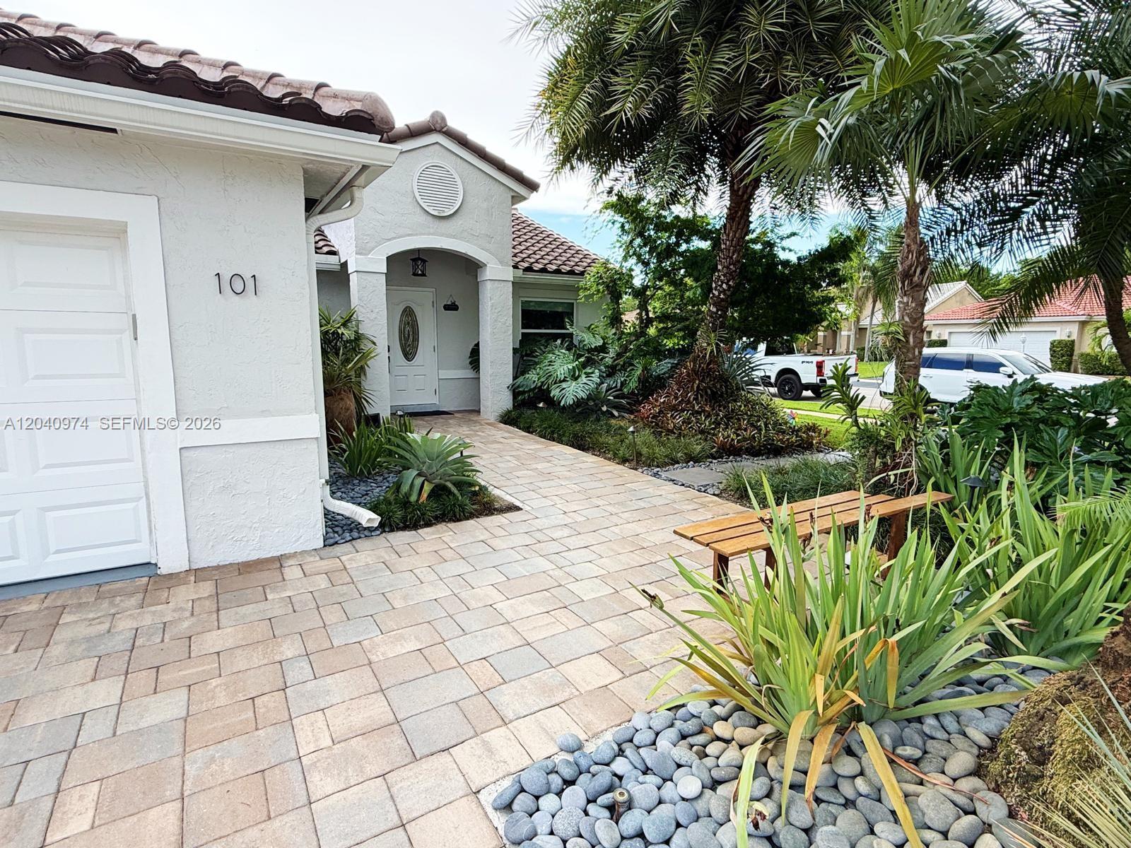 Pembroke Pines, FL 33029 photo 2