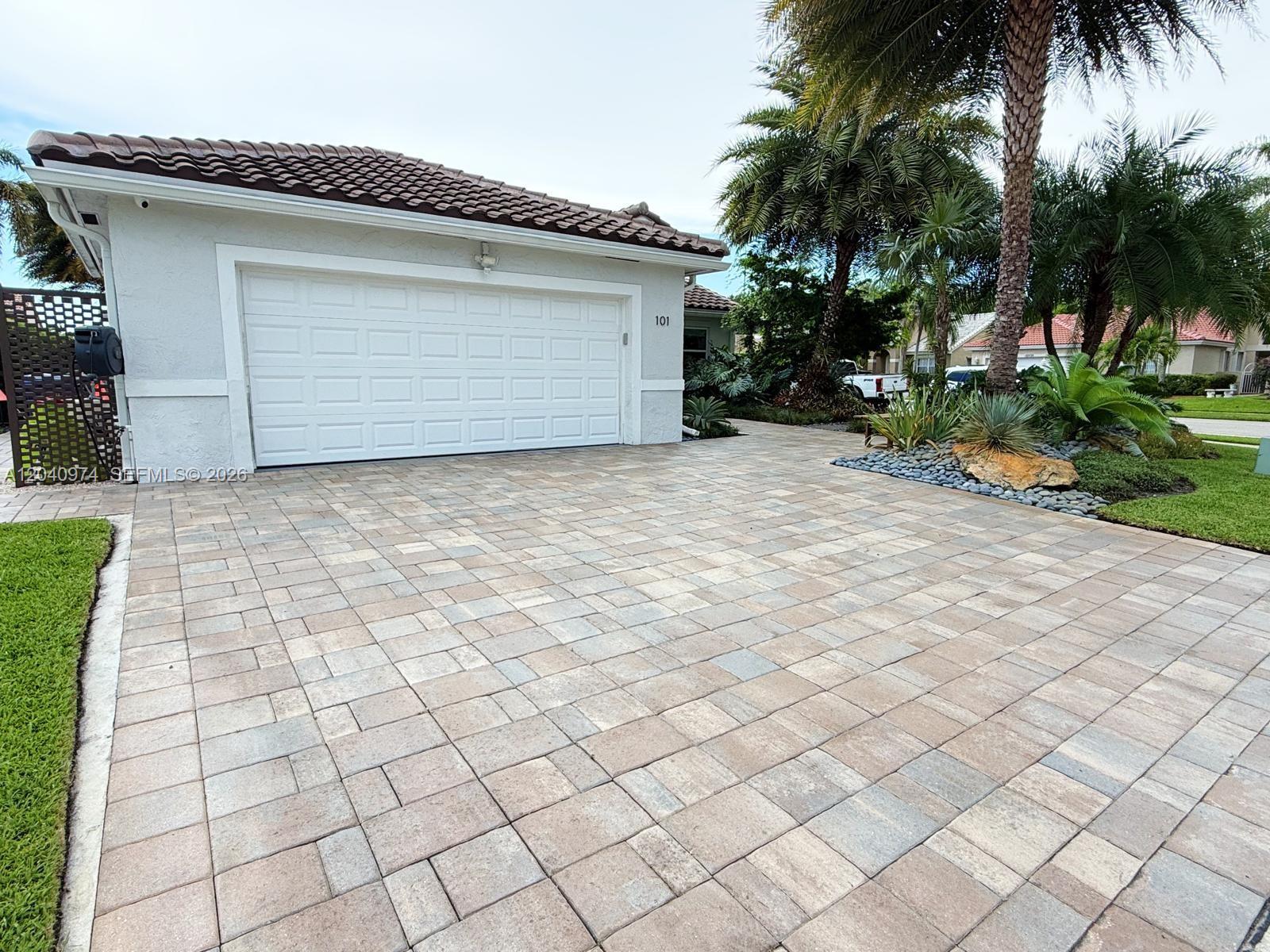 Pembroke Pines, FL 33029 photo 3