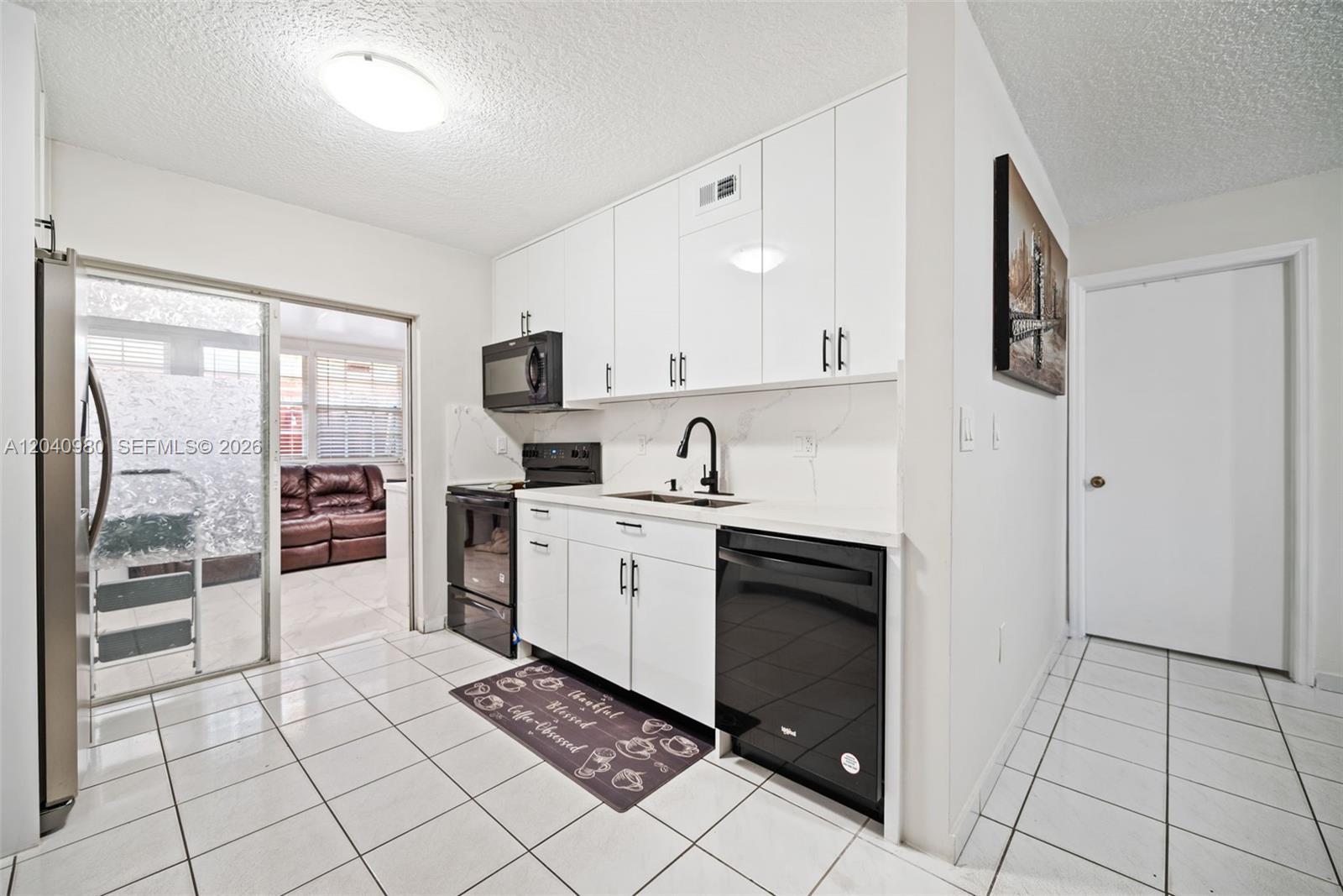 7817 W 36th Ave # 101, Hialeah FL 33018 photo 5