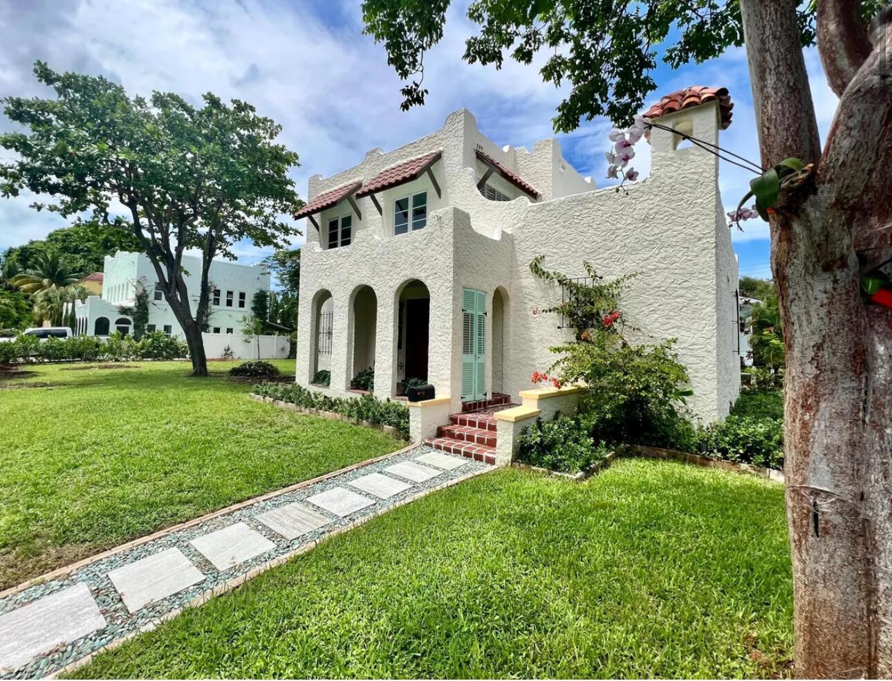 302 Fordham Drive, FL 33460