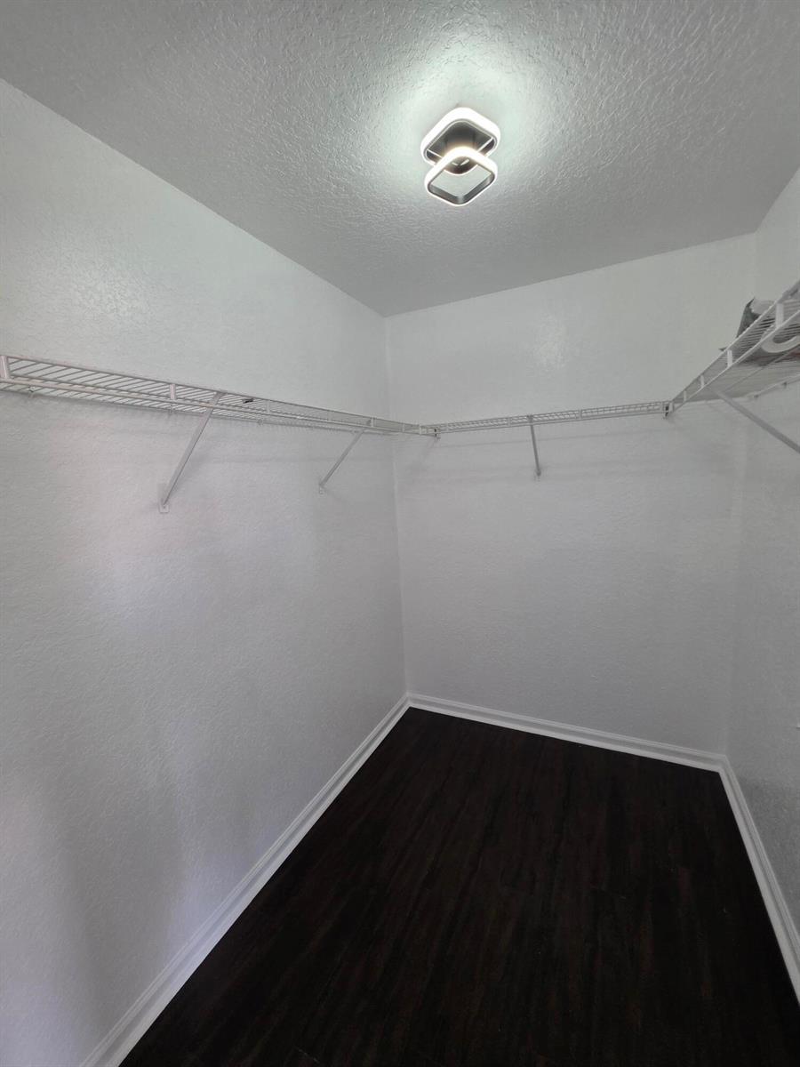 5466 NW 92nd Avenue, Sunrise FL 33351 photo 5