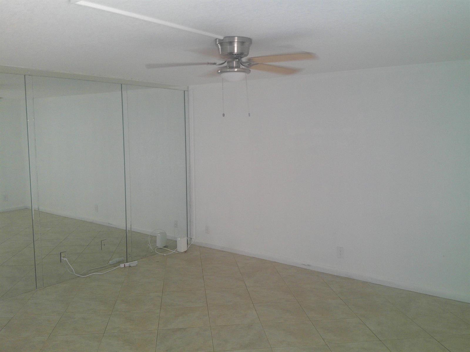 588 Brittany M, Delray Beach FL 33446 photo 5