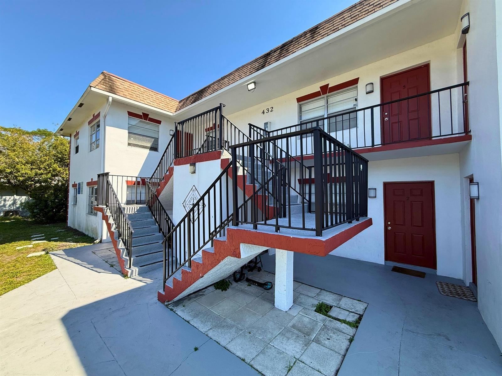432 NW 42nd Street # 6, Oakland Park FL 33309 photo 2