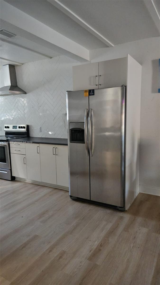 570 NW 97th St, Miami FL 33150 photo 3