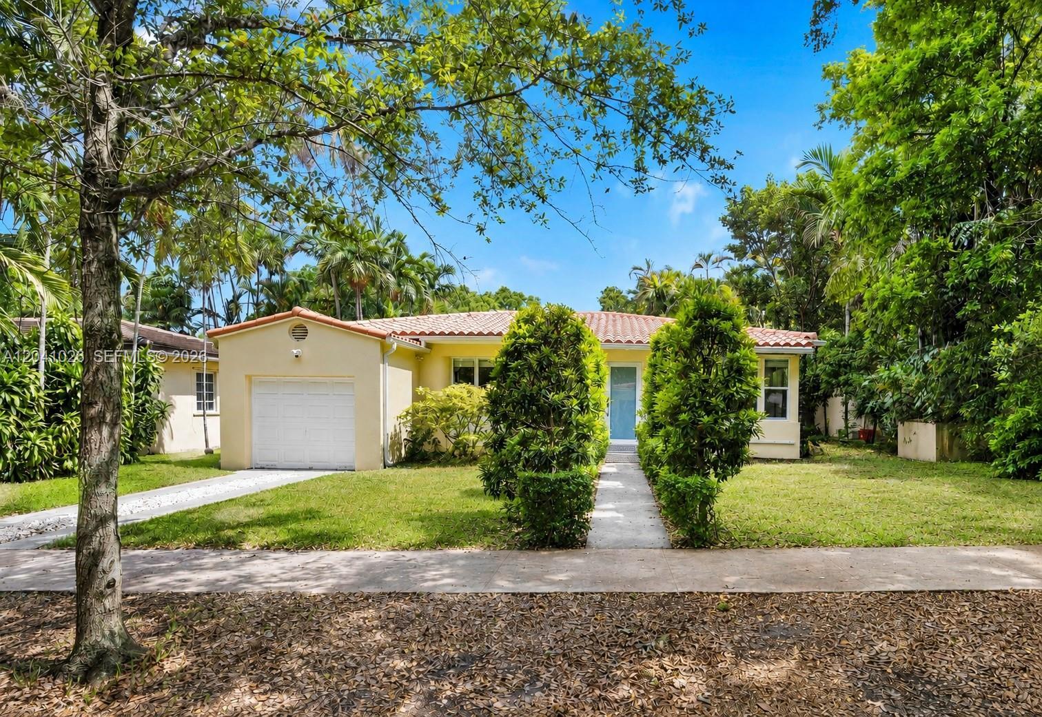 829 Medina Ave, Coral Gables FL 33134