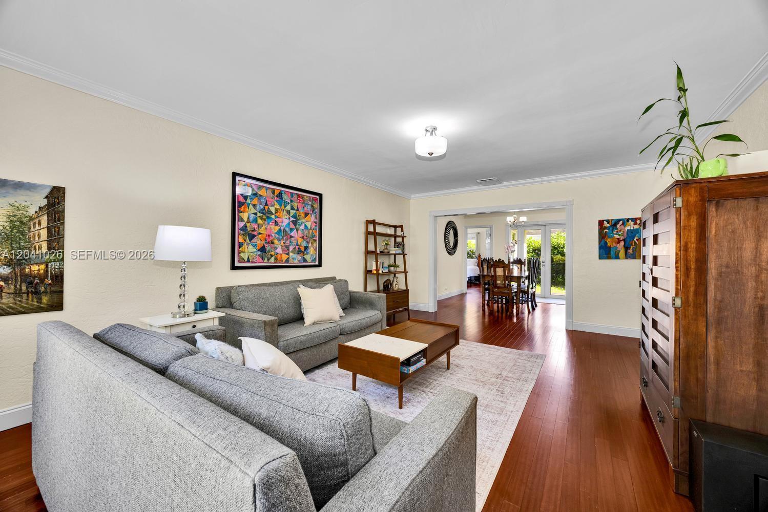 829 Medina Ave, Coral Gables FL 33134 photo 5