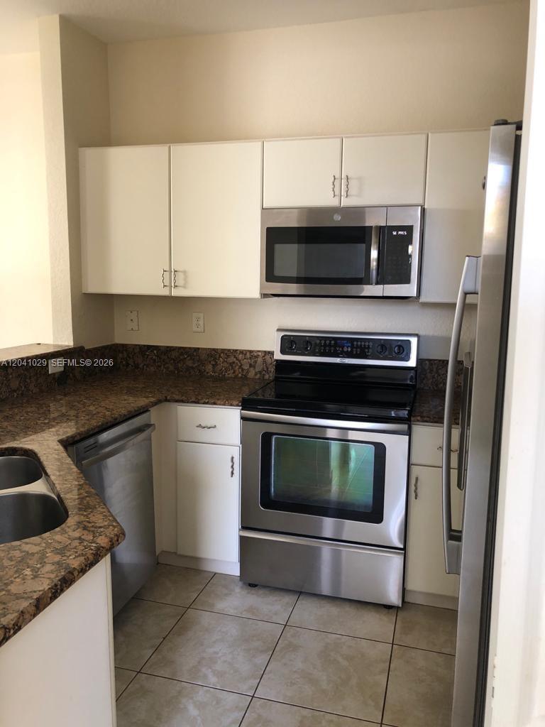 11823 SW 152nd Ct, Miami FL 33196 photo 3