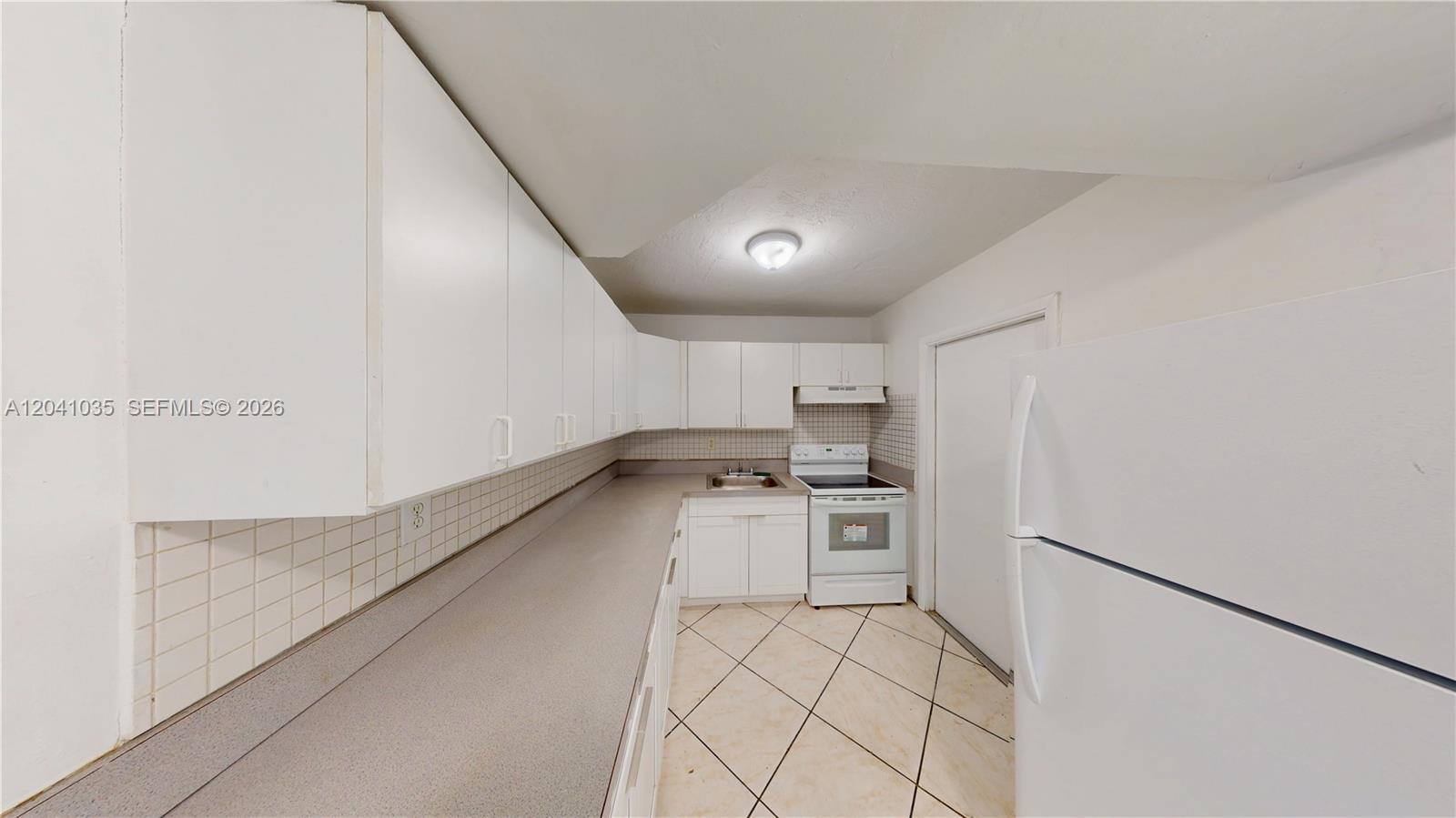 6811 SW 16th St, Miami FL 33155 photo 4