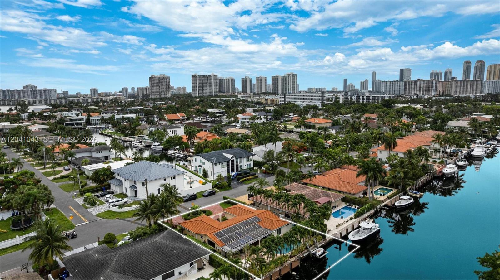 3220 NE 164th St, North Miami Beach FL 33160 photo 3