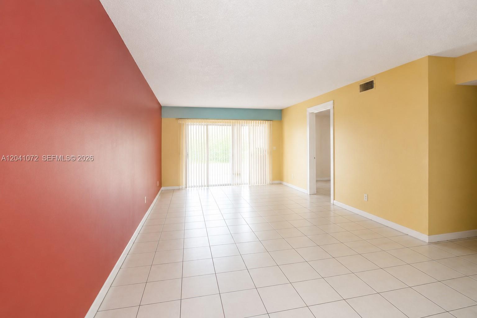 1975 W 44th Pl # 310, Hialeah FL 33012 photo 2