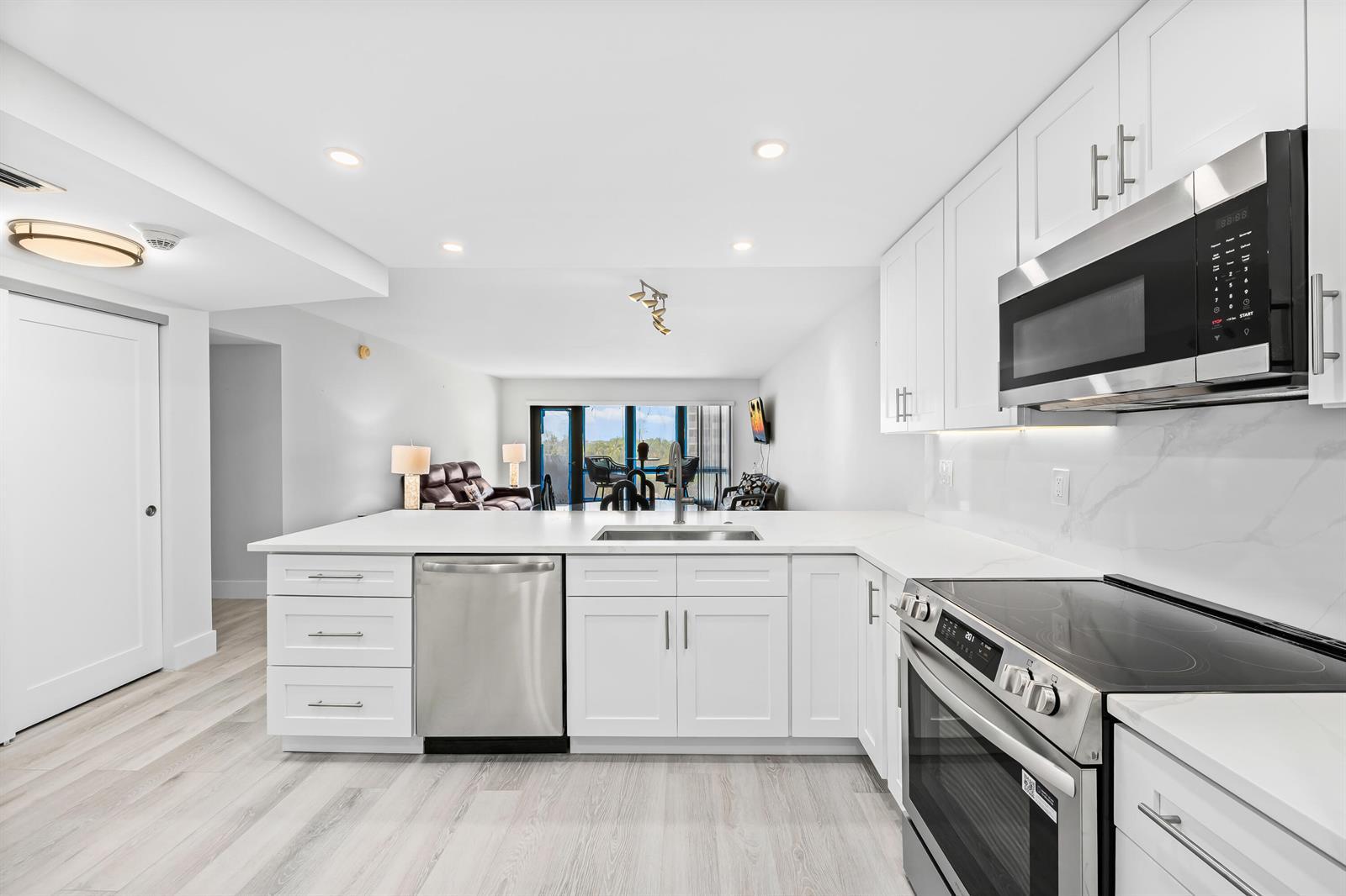 5100 N Ocean Boulevard # 502, Lauderdale By The Sea FL 33308 photo 2