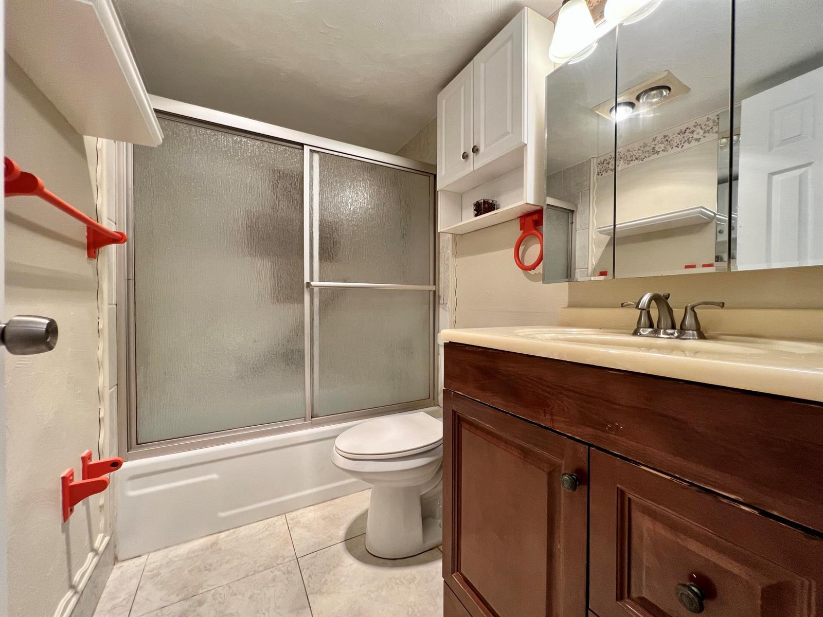 94 Windsor E, West Palm Beach FL 33417 photo 4
