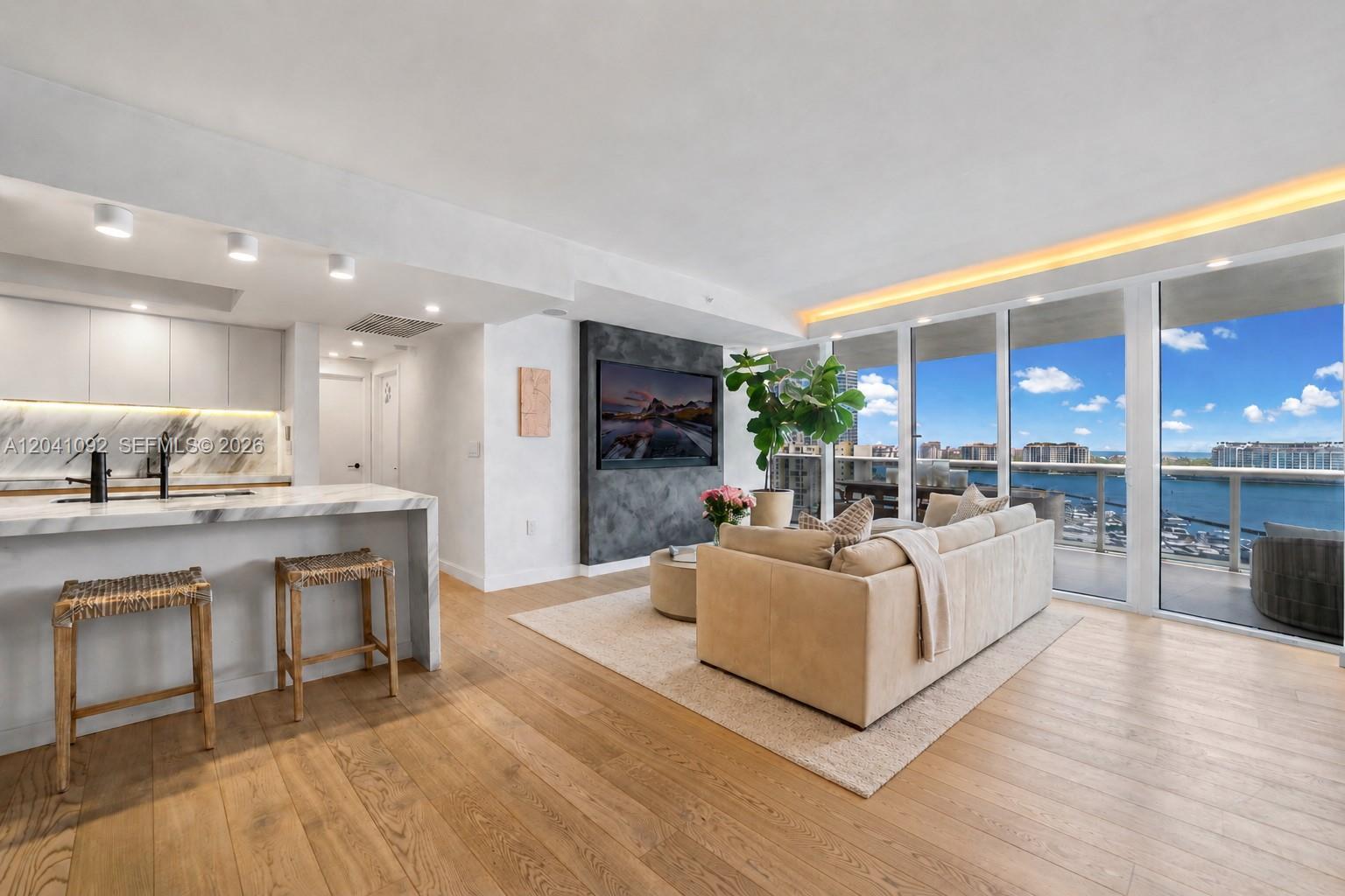 400 Alton Rd # 1206, Miami Beach FL 33139