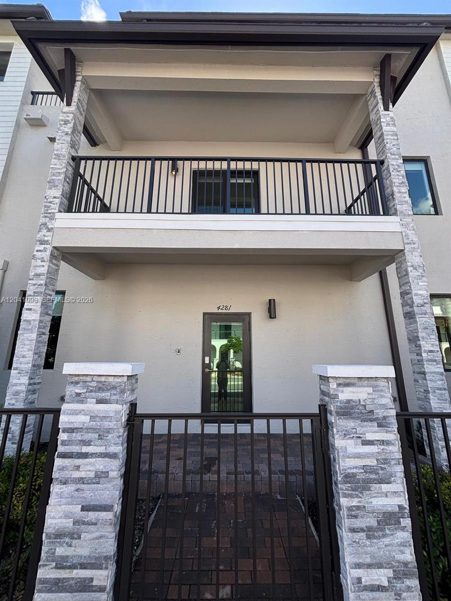 4281 NW 83rd Ave # 4281, Doral FL 33166 photo 3