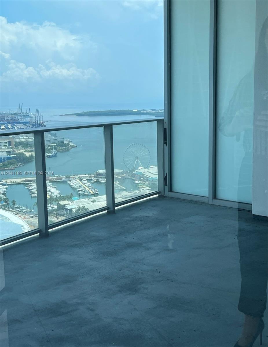 851 NE 1st Ave # 3803, Miami FL 33132 photo 2