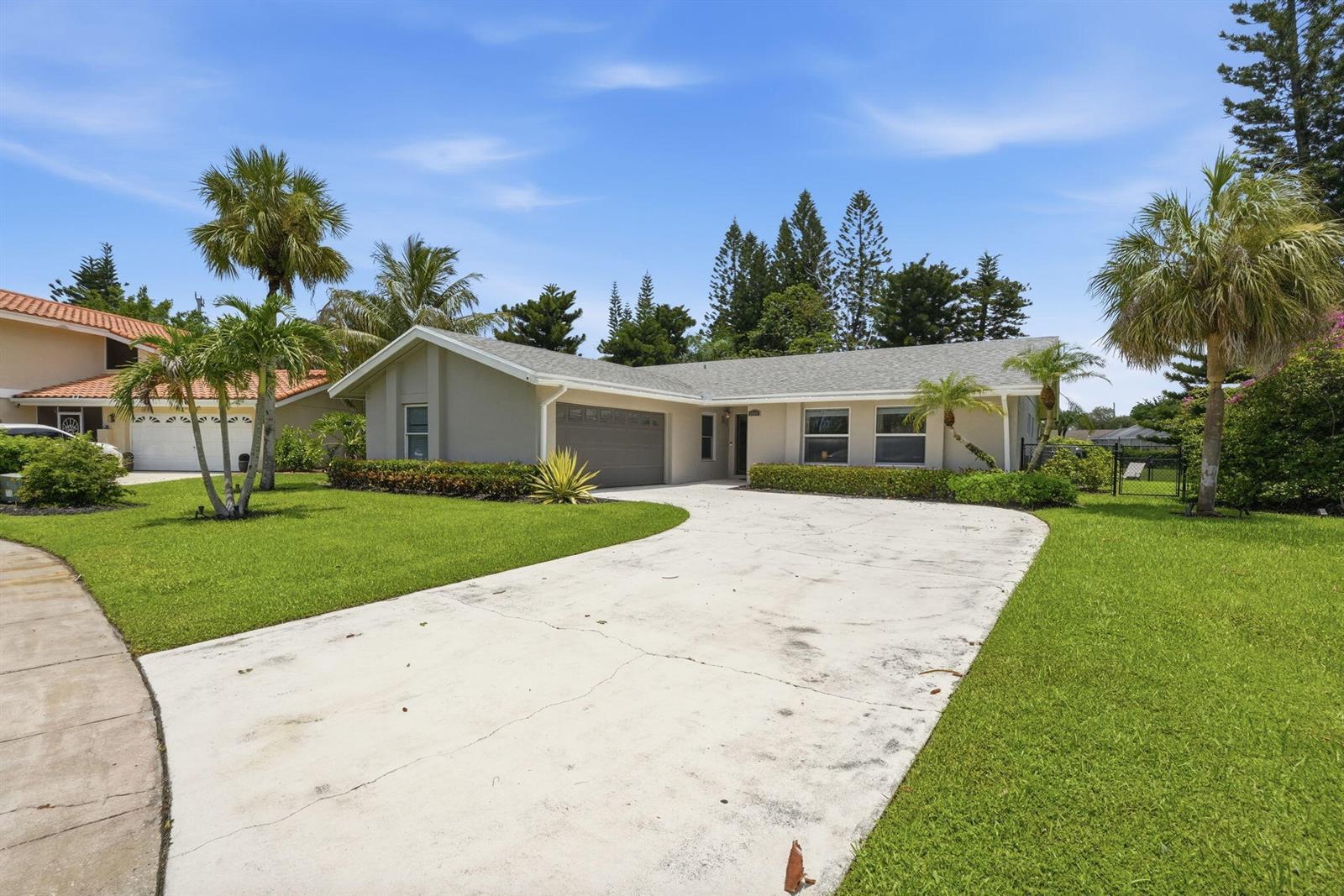 1799 Shower Tree Way, Wellington FL 33414