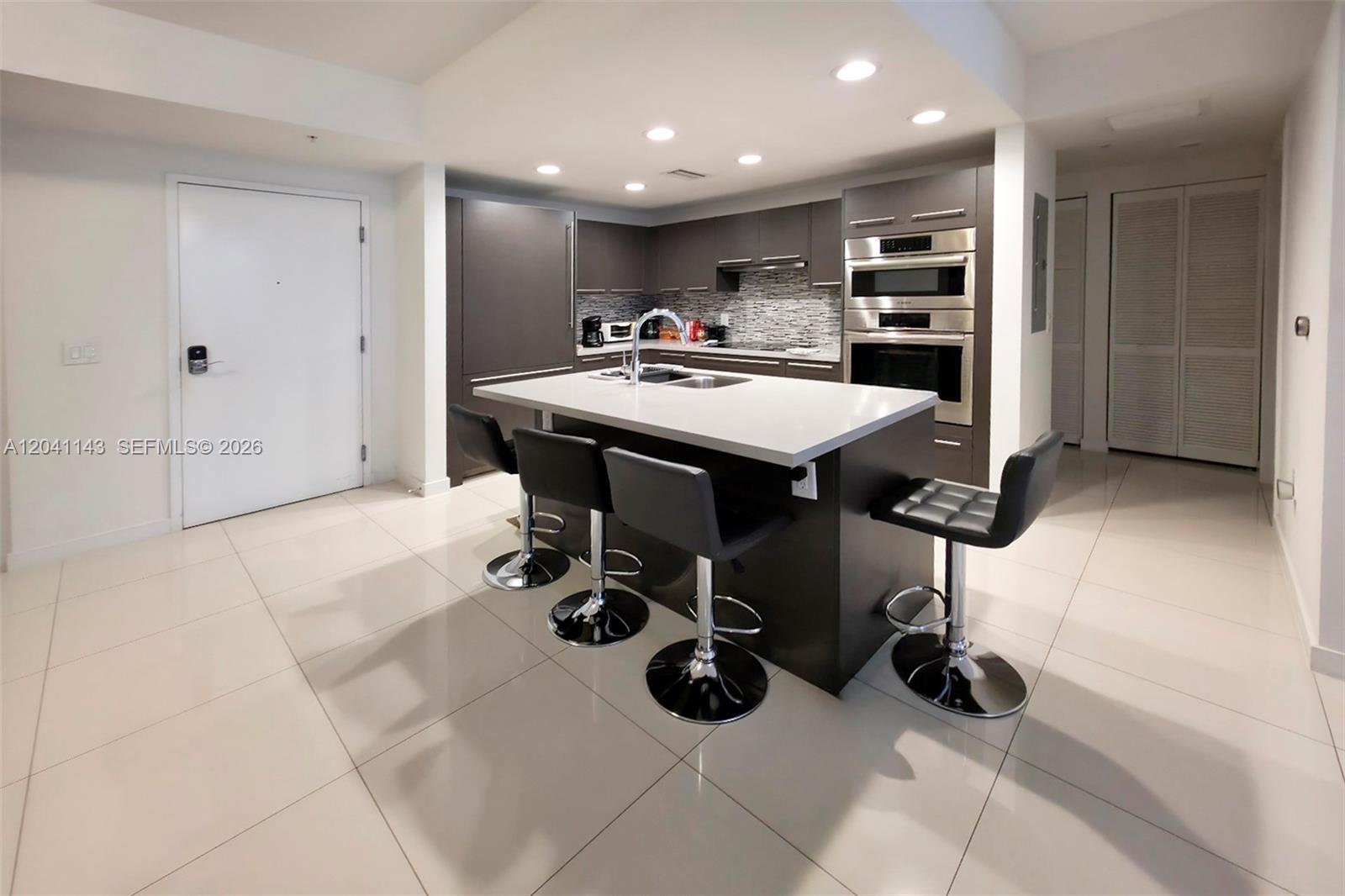 7751 NW 107th Ave # 221, Doral FL 33178