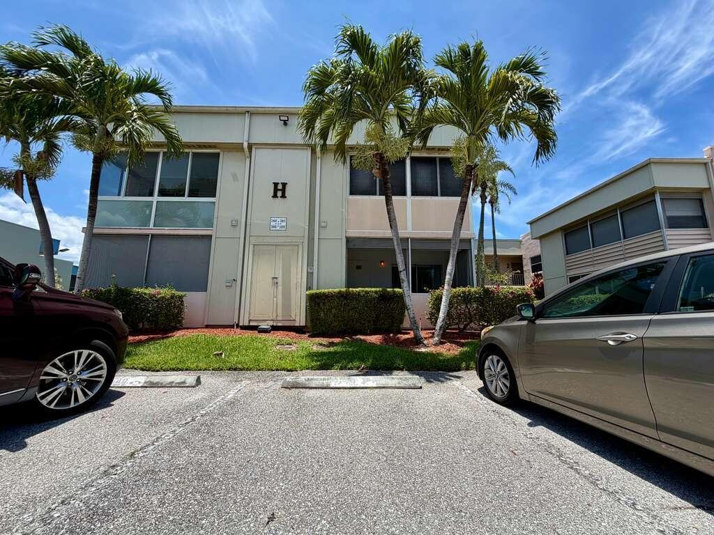 359 Capri H # 359, Delray Beach FL 33484