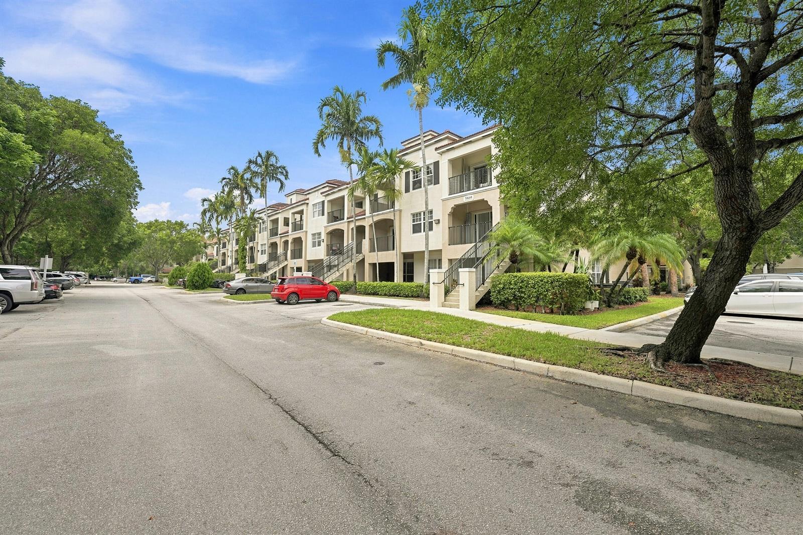 5860 W Sample Road # 307, Coral Springs FL 33067 photo 3