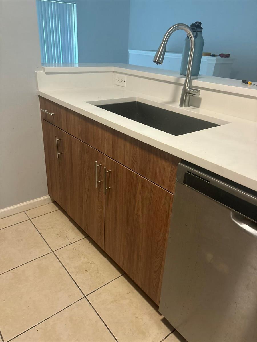 5860 W Sample Road # 307, Coral Springs FL 33067