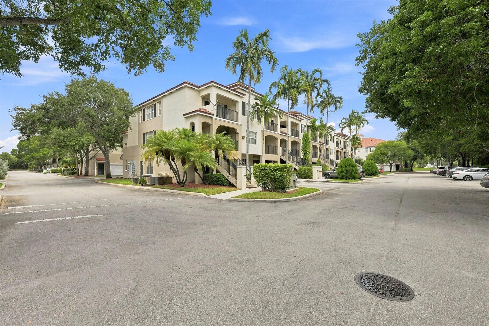 5860 W Sample Road # 307, Coral Springs FL 33067 photo 4