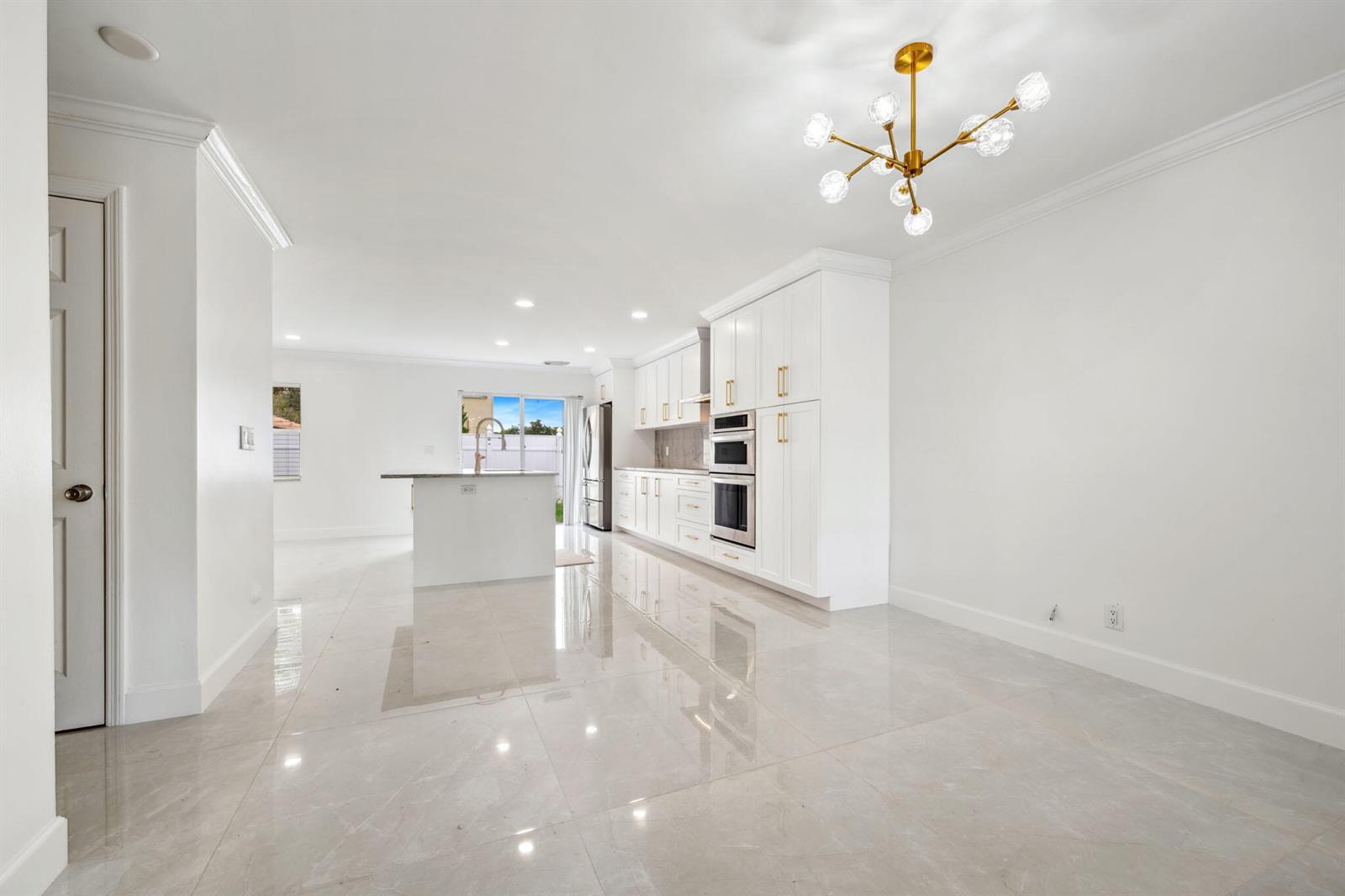 3460 Commodore Court, West Palm Beach FL 33411 photo 4