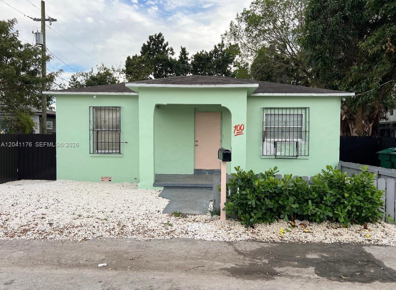 10 NW 71st St, Miami FL 33150