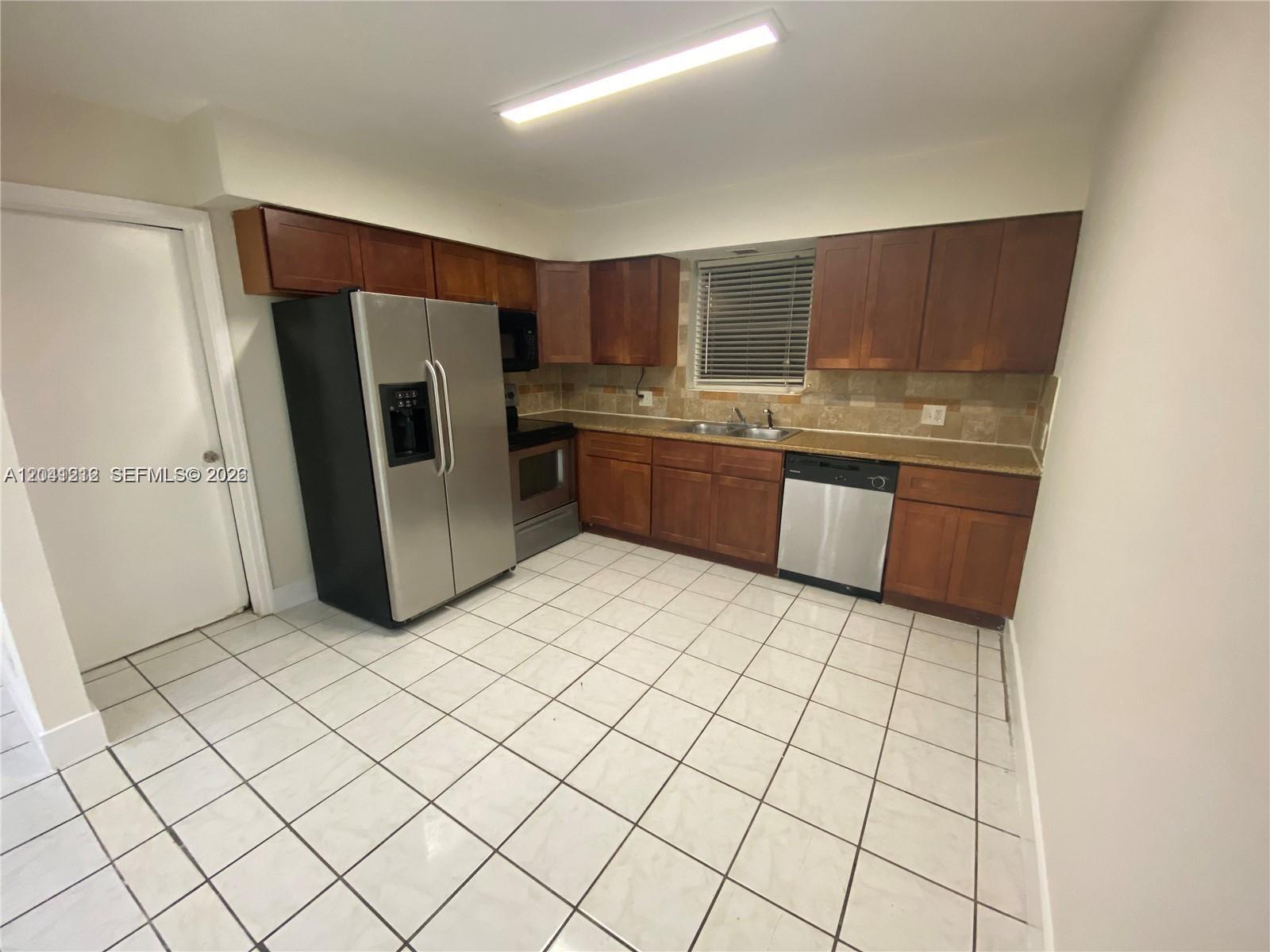 1727 Washington St # 1727, Hollywood FL 33020 photo 3