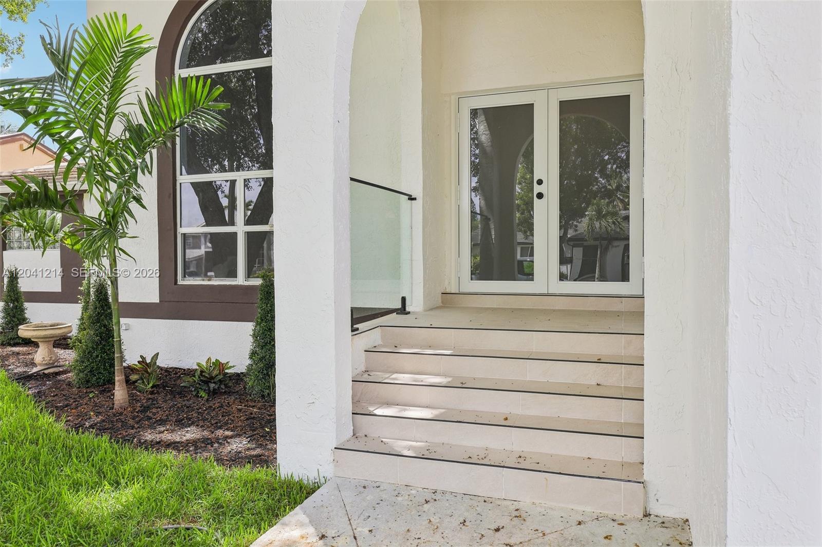 15010 E Falcons Lea Dr, Davie FL 33331 photo 3