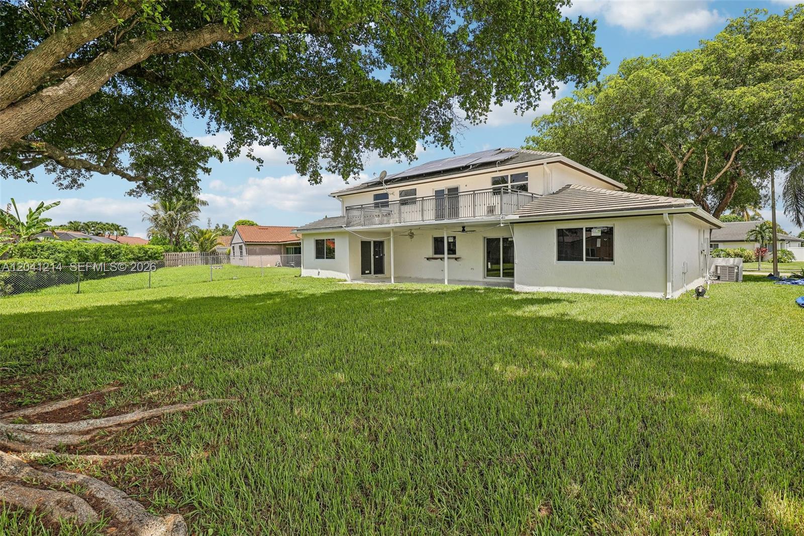 15010 E Falcons Lea Dr, Davie FL 33331 photo 4