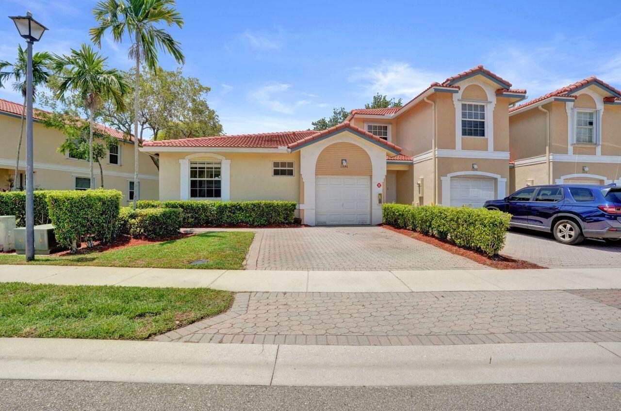 11646 NW 47th Drive, Coral Springs FL 33076 photo 3