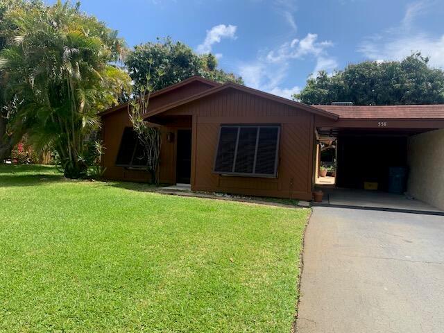558 SE 28th Avenue, Boynton Beach FL 33435
