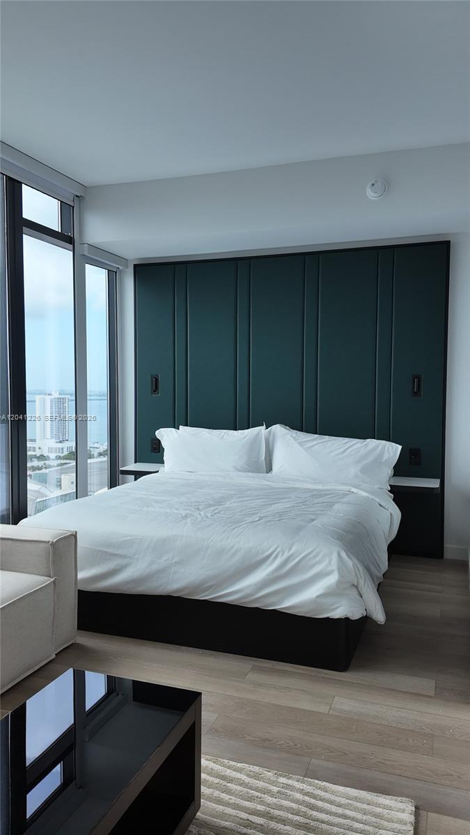 20 NE 11th St # 1505, Miami FL 33132 photo 4