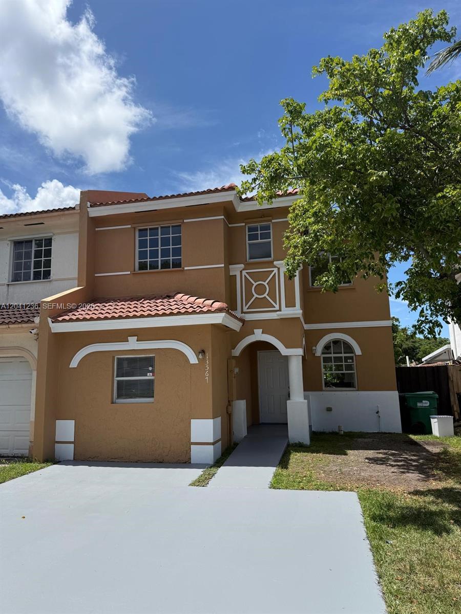 13567 SW 264th Ter, Homestead FL 33032