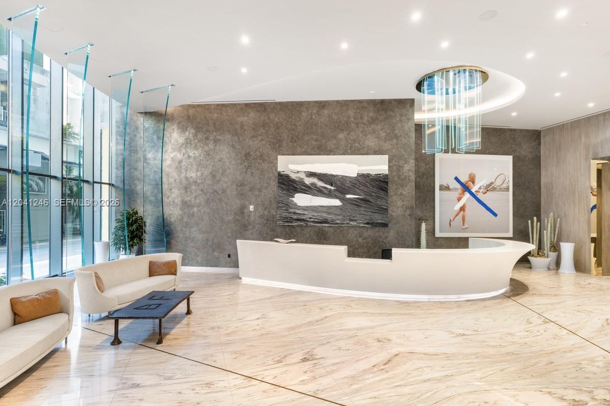 1000 Brickell Plz # 2101, Miami FL 33131 photo 2