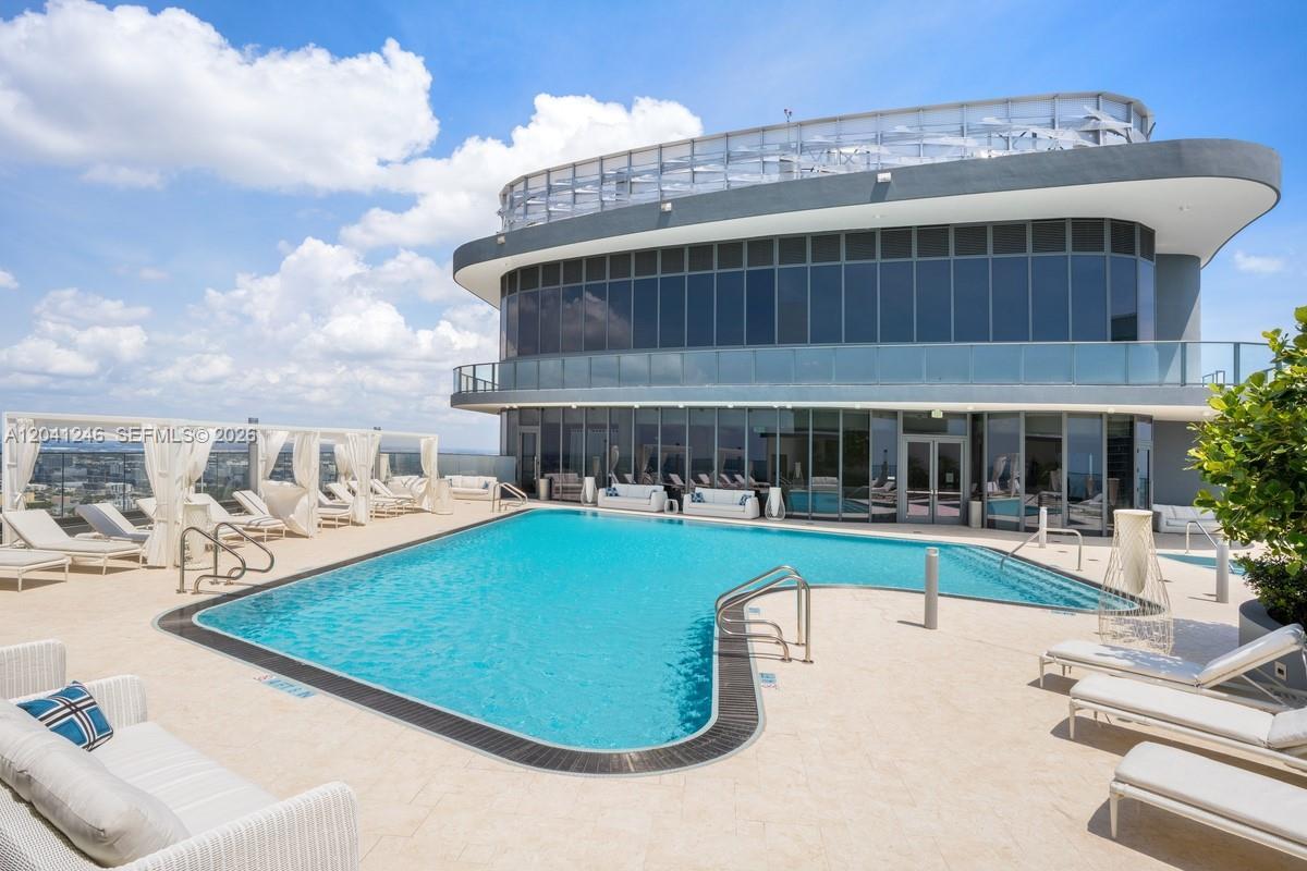 1000 Brickell Plz # 2101, Miami FL 33131 photo 3