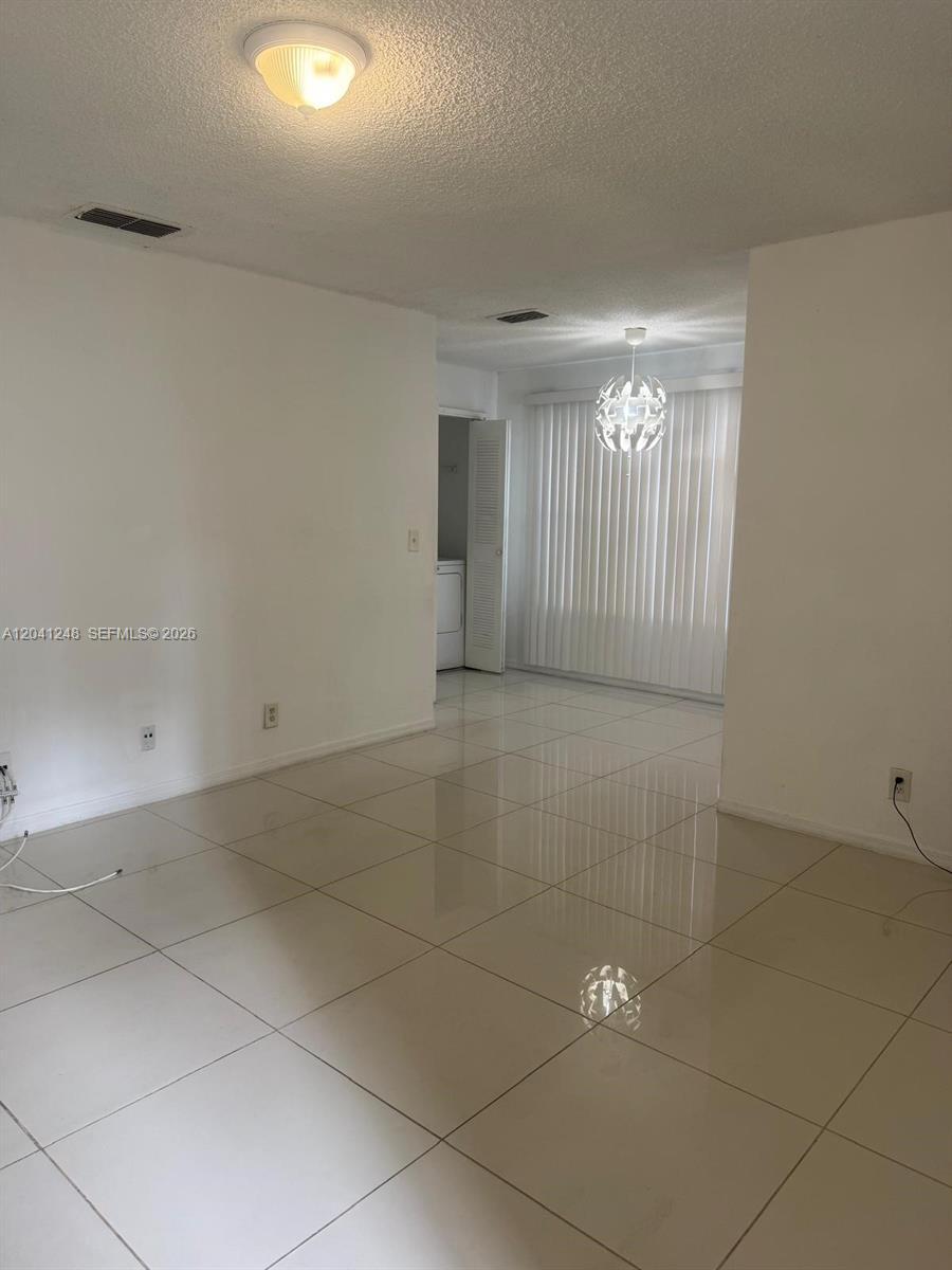 Margate, FL 33063 photo 2