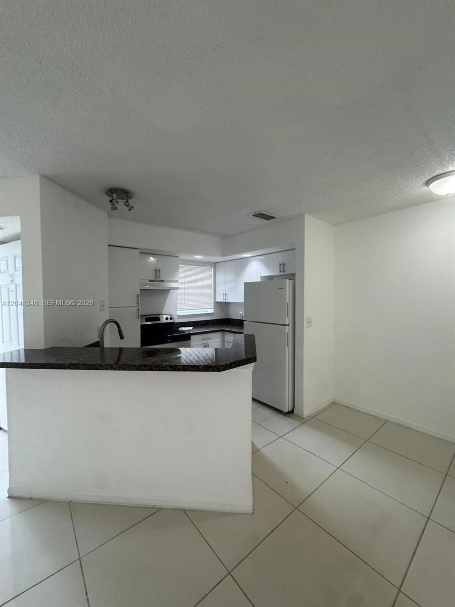 Margate, FL 33063 photo 5