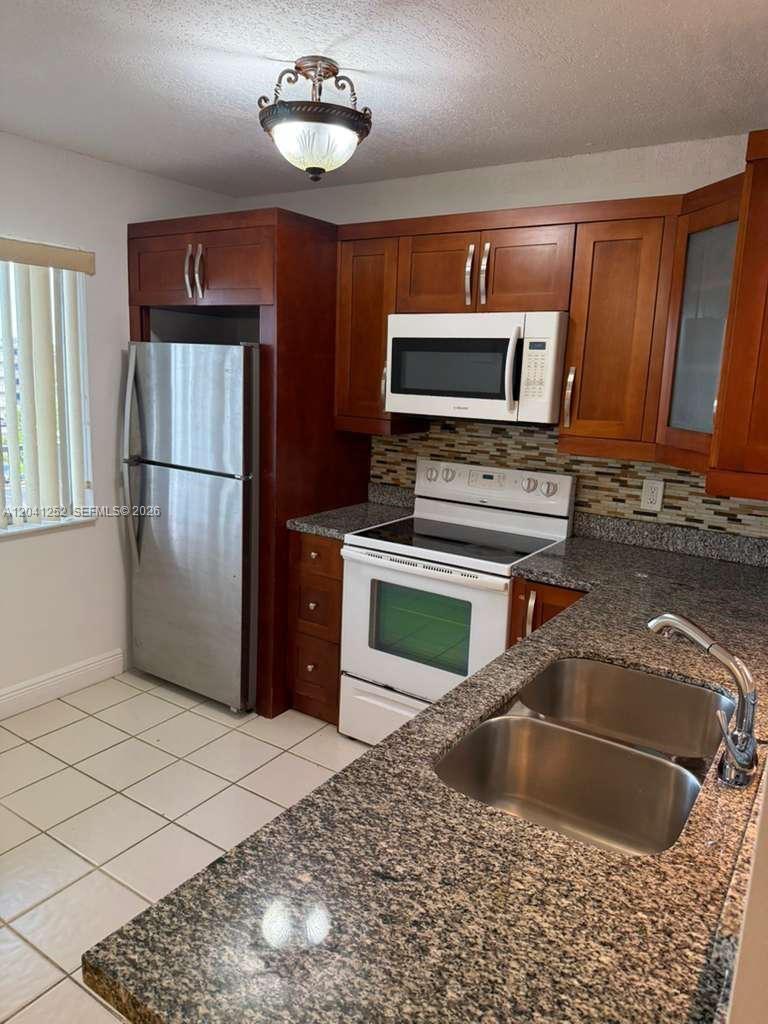 8610 N Sherman Cir # 508, Miramar FL 33025