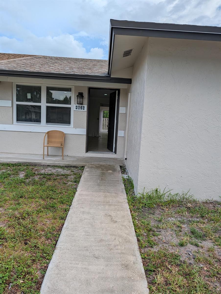 4626 Arthur Street, Palm Beach Gardens FL 33418 photo 2