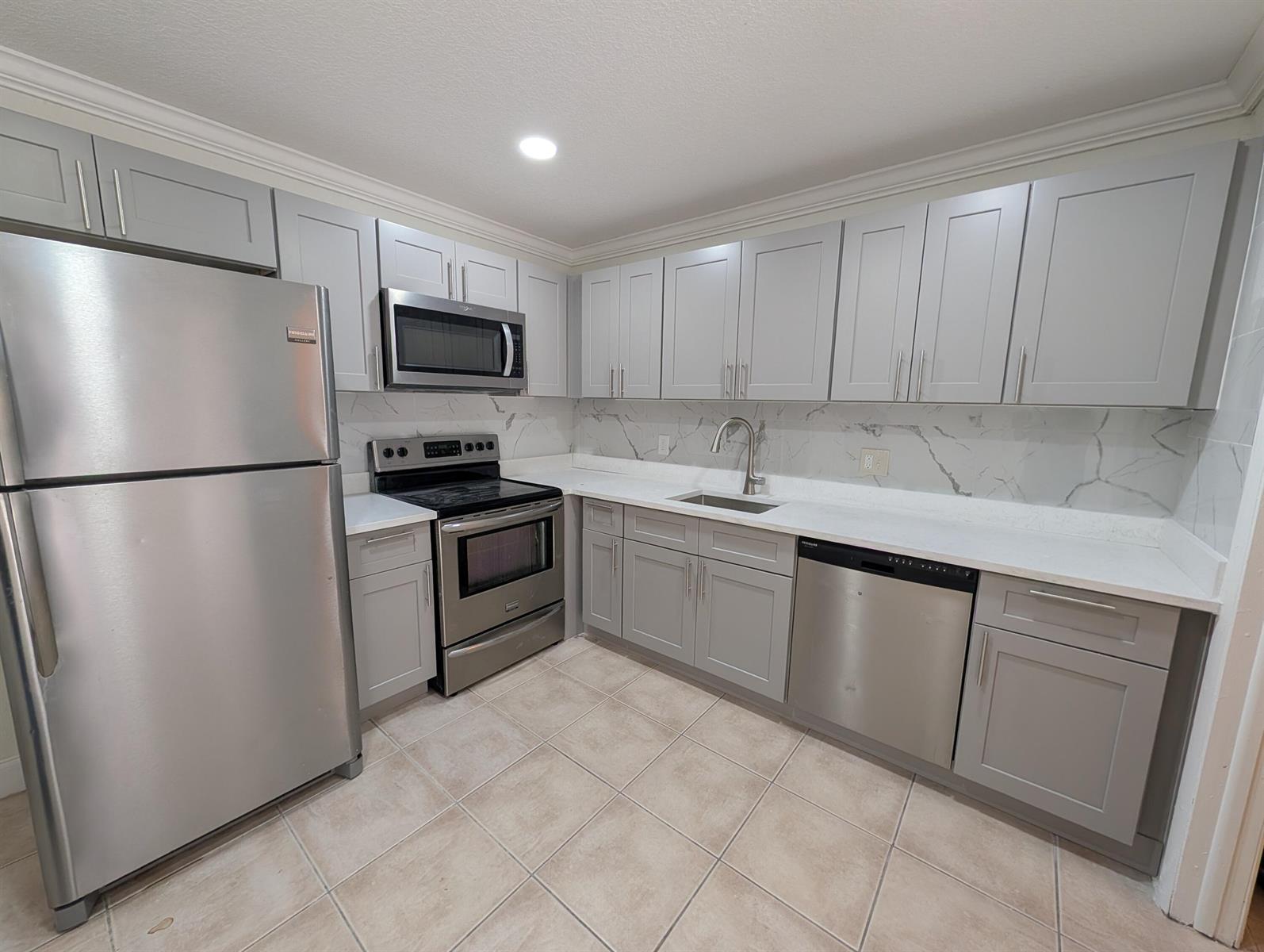 4626 Arthur Street, Palm Beach Gardens FL 33418 photo 3